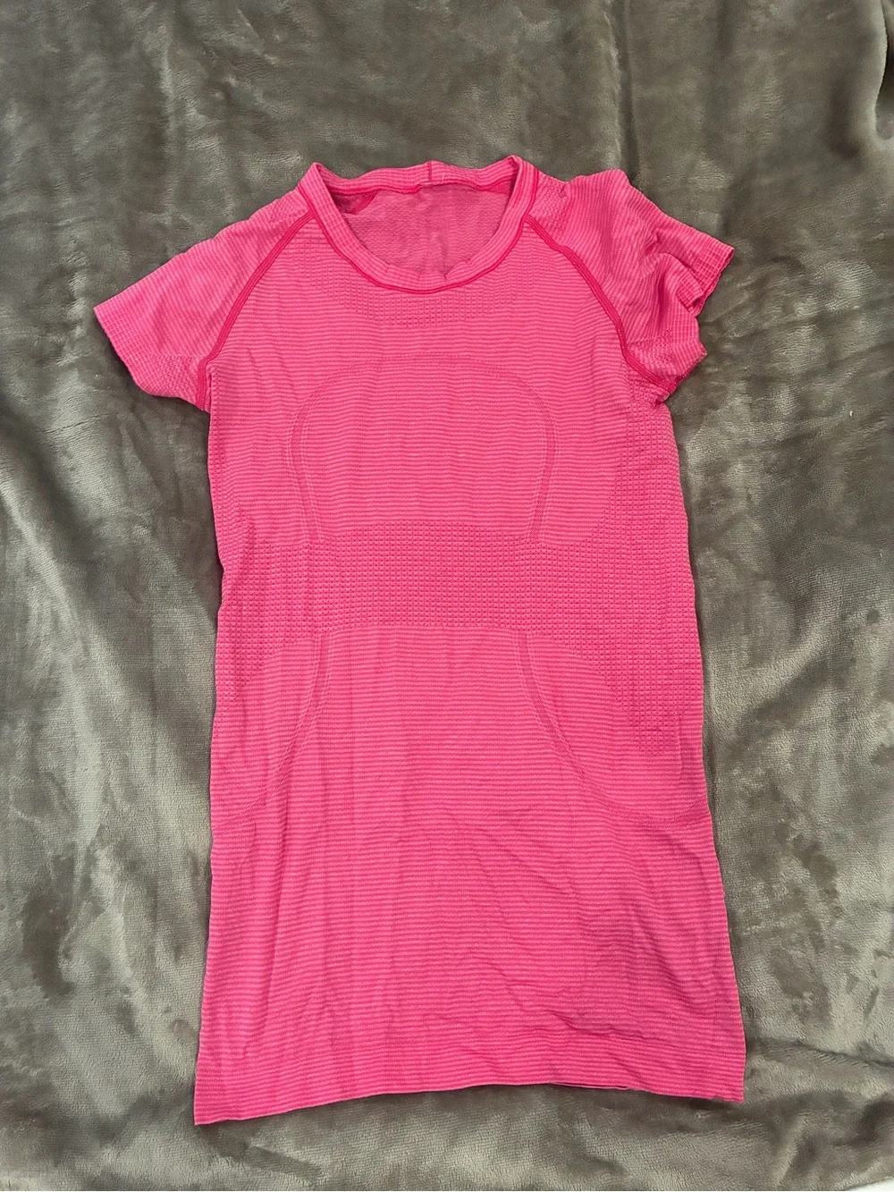 lululemon athletica Hot Pink Short Sleeve Workout Tee
